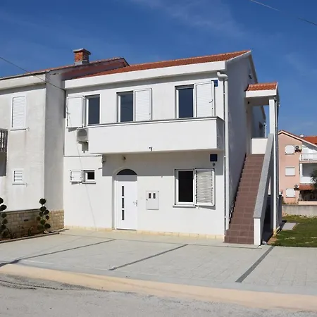 Bogdan 3 Apartment *